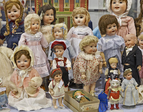 Selling Your House? Put Away the Dolls.